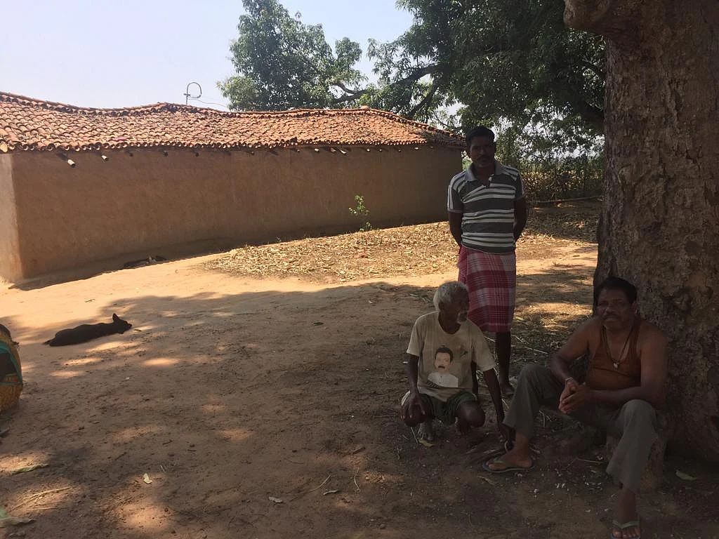 झारखंड में कांग्रेस-बीजेपी के बीच आमने-सामने की लड़ाई, लेकिन चतरा में त्रिकोणीय मुकाबला