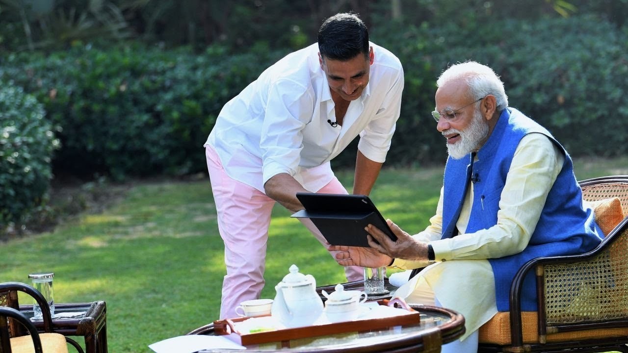 विष्णु नागर का व्यंग्यः मोदी प्रधानमंत्री नहीं, राजनीति के ‘ग्रेटेस्ट इंडियन एक्टर’ के तौर पर जाने जाएंगे