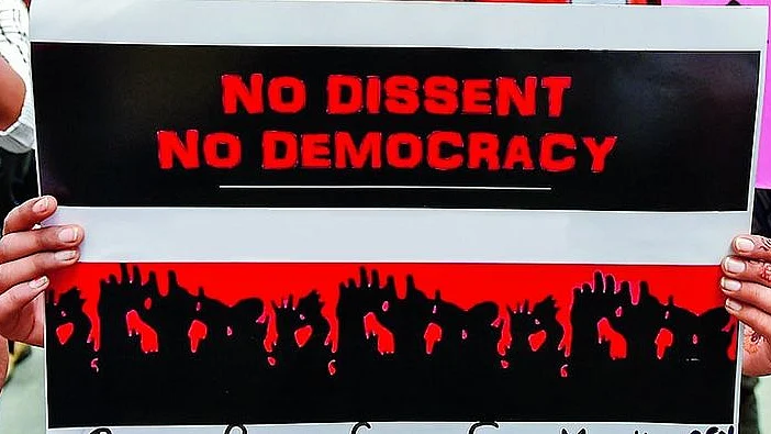 लोकतंत्र और विपक्ष- दूसरी कड़ी: असहमति की पहली आवाज़ बने सिविल सोसायटी तो विपक्ष बनेगा दमदार