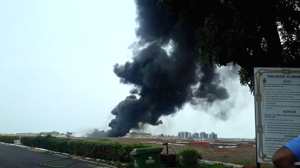 मिग-29 के उड़ान के दौरान लगी आग, गोवा हवाई अड्डे की सेवाएं 2 घंटे के लिए निलंबित