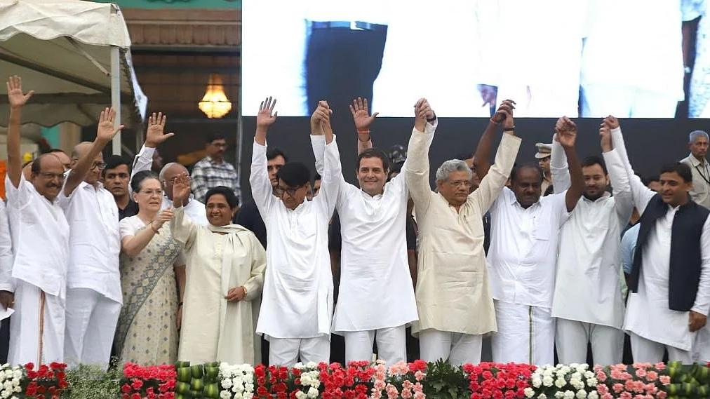 लोकतंत्र और विपक्ष- तीसरी कड़ी: संसद में कांग्रेस के 52 ही काफी हैं, क्योंकि असली विपक्ष तो यही पार्टी है