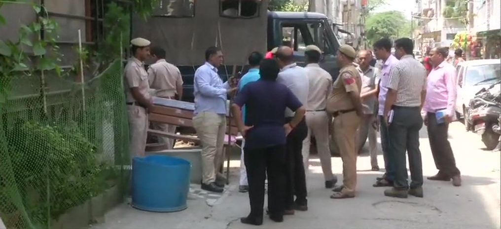 दिल्ली में ट्रिपल मर्डर से सनसनी, वसंत विहार में बुजुर्ग दंपति और नौकरानी की बेरहमी से हत्या