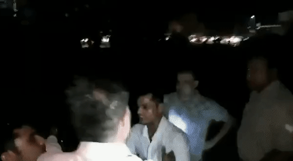 वीडियो: योगी‘राज’ में पत्रकारों के साथ बर्बरता जारी, ट्रेन हादसे को कवर करने गए पत्रकार की पुलिस ने की जमकर पिटाई