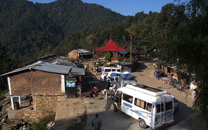 उत्तराखंडः चार धाम यात्रा में भीड़ बढ़ी, लेकिन सुविधाएं गायब, बीजेपी सरकार कर रही आंकड़ों की बाजीगरी