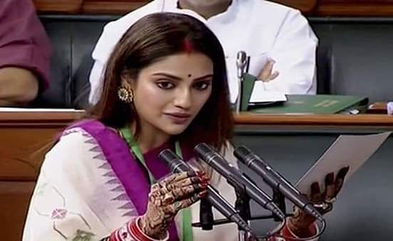 राम पुनियानी का लेखः सिंदूर और मंगलसूत्र में नुसरत जहां देश की मिलीजुली संस्कृति के जिंदा होने का सबूत हैं