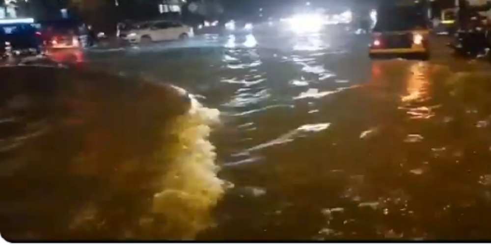 बड़ी खबर LIVE: मुंबई समेत महाराष्ट्र के कई इलाकों में अगले 48 घंटे भारी बारीश के आसार, पुलिस ने जारी किया अलर्ट