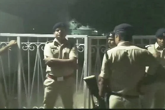 ‘सुशासन बाबू’ की पुलिस को चकमा देकर फुर्र हुए बाहुबली विधायक अनंत, एके-47 मामले में गिरफ्तार करने पहुंची थी पुलिस