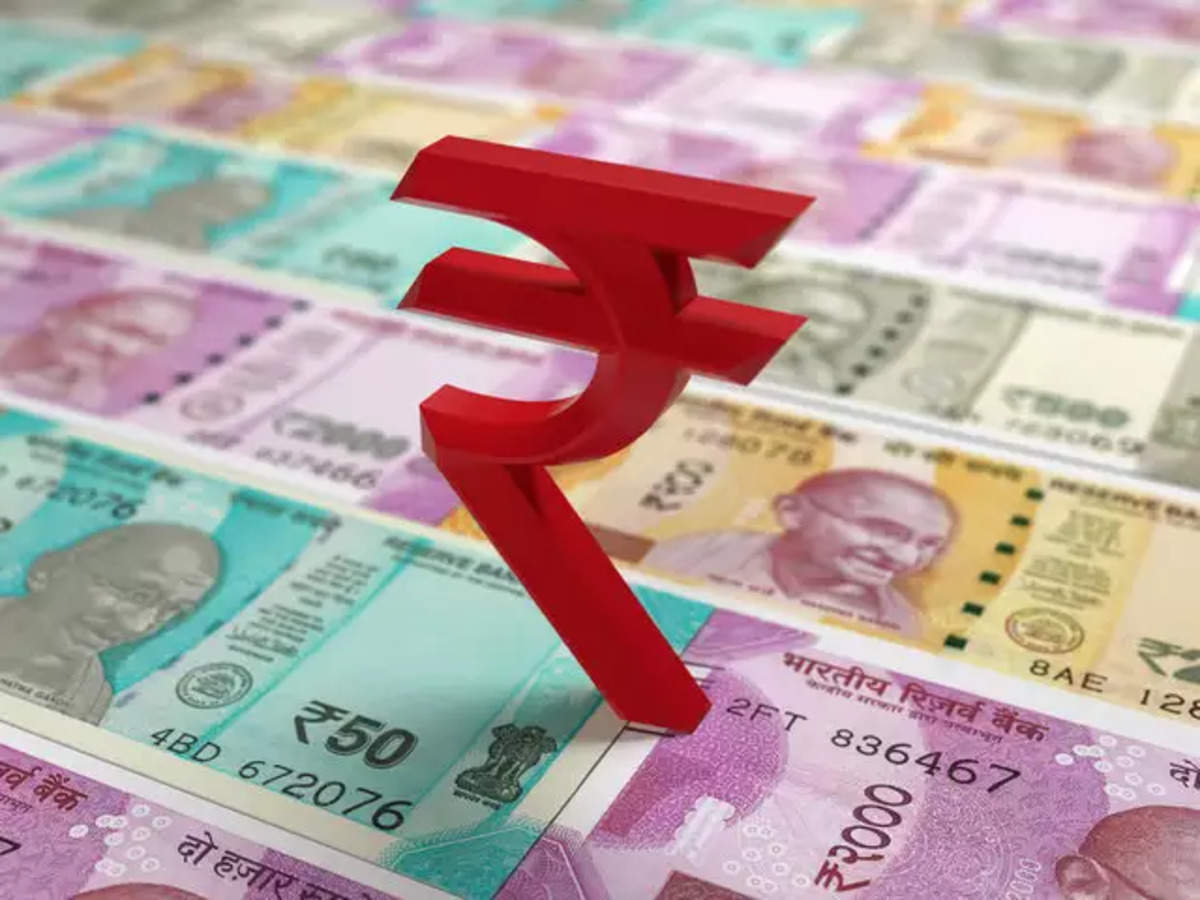 आगे और खराब होंगे आर्थिक हालात, साल के अंत तक इस स्तर पर आ जाएगा रुपया!