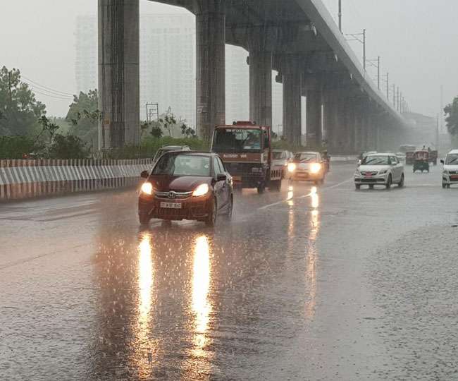 दिल्ली-एनसीआर में भारी बारिश, कई जगह जलभराव-जाम, मौसम विभाग का देश के कई हिस्सों में अलर्ट