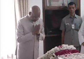 मोदी, आडवाणी, मनमोहन, सोनिया और राहुल समेत कई दिग्गजों ने सुषमा को दी श्रद्धांजलि, ये नेता नहीं रोक पाए अपने आंसू