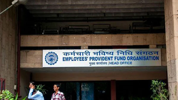 नौकरीपेशा लोगों के लिए खुशखबरी, 2018-19 के लिए पीएफ पर 8.65% ब्याज देने का ऐलान, 6 करोड़ लोगों को होगा फायदा