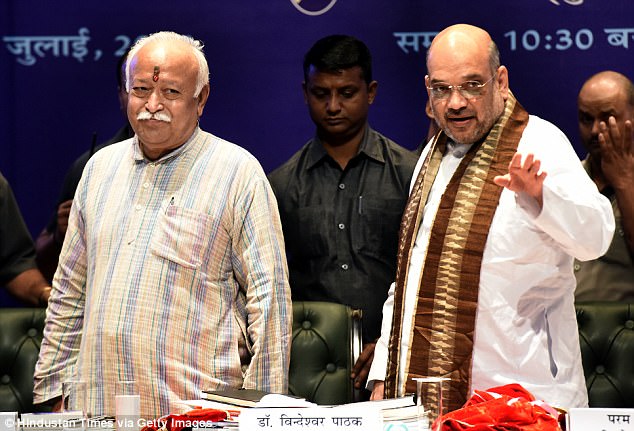 आरएसएस ने आरक्षण की वजह से किया था संविधान का विरोध, शुरू से पिछड़ी जातियों के उत्थान के खिलाफ रहा है संघ