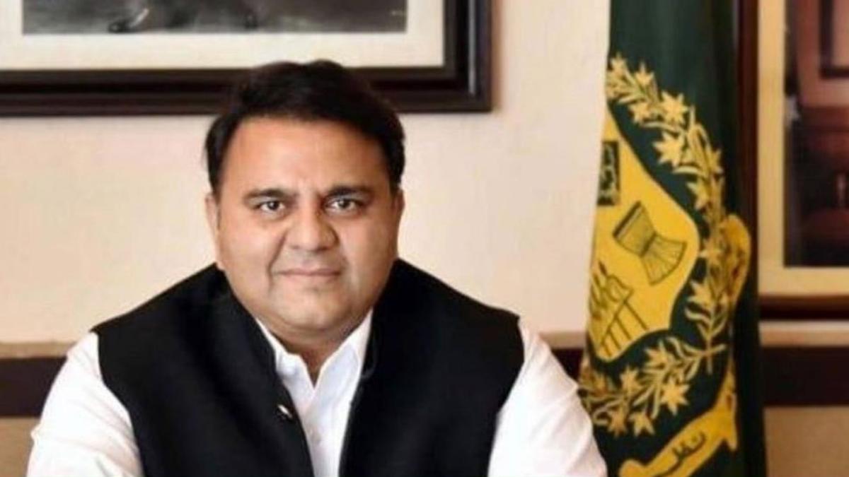 पाकिस्तानी मंत्री का बौखलाहट में बेतुका बयान, कहा- भारत की धमकी की वजह से श्रीलंकाई क्रिकेटर नहीं जा रहे पाक
