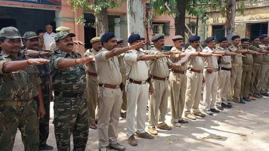 ‘हे छठी मैया, अगर झूठ बोलकर छुट्टी लूं, तो आ जाए आफत’, बिहार में छुट्टी के लिए पुलिस वालों का शपथ पत्र वायरल