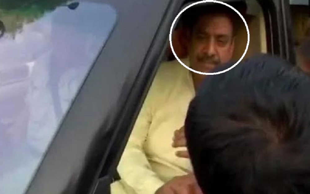 हरियाणा: BJP को समर्थन देने वाले दुष्यंत के पिता अजय चौटाला को तोहफा, जेल से रिहा, शपथग्रहण में होंगे शामिल