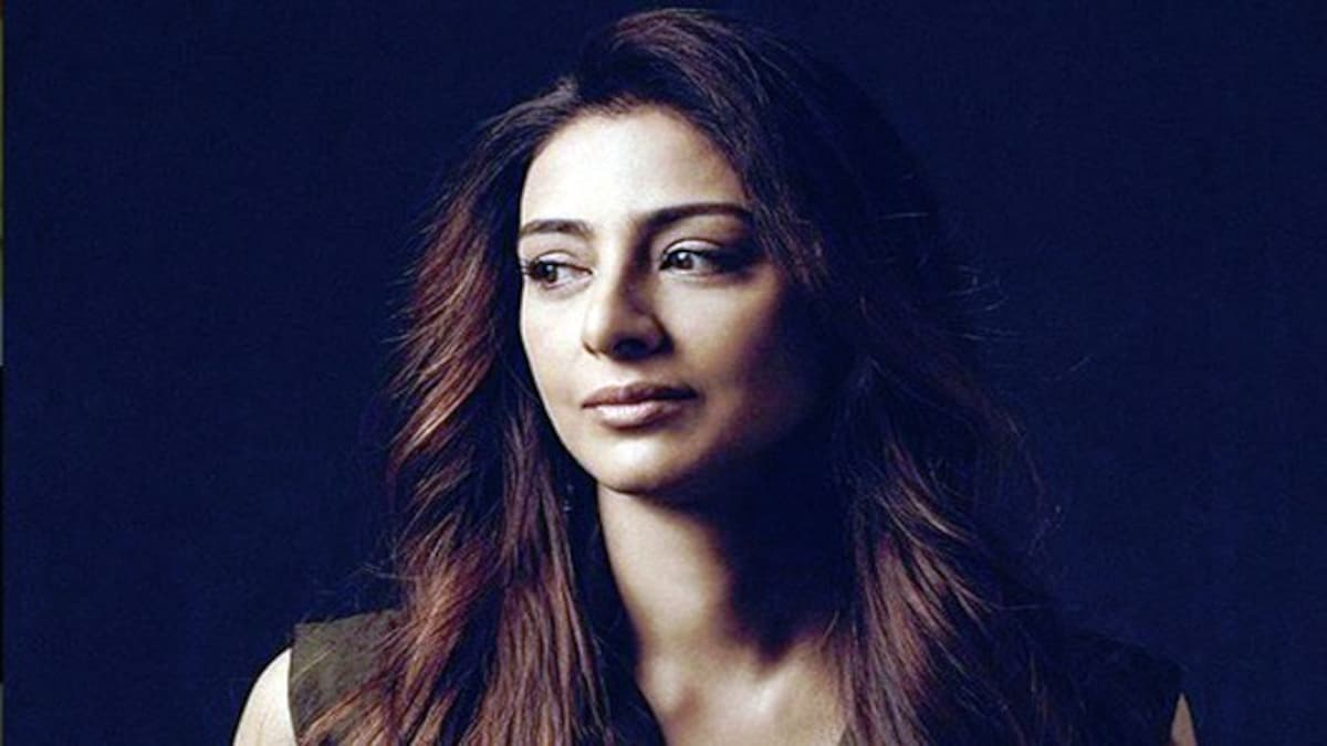 रोमांस, दोस्ती और सह-अभिनेता, आखिर इससे आगे क्यों नहीं बढ़ा तब्बू का किसी के साथ रिश्ता