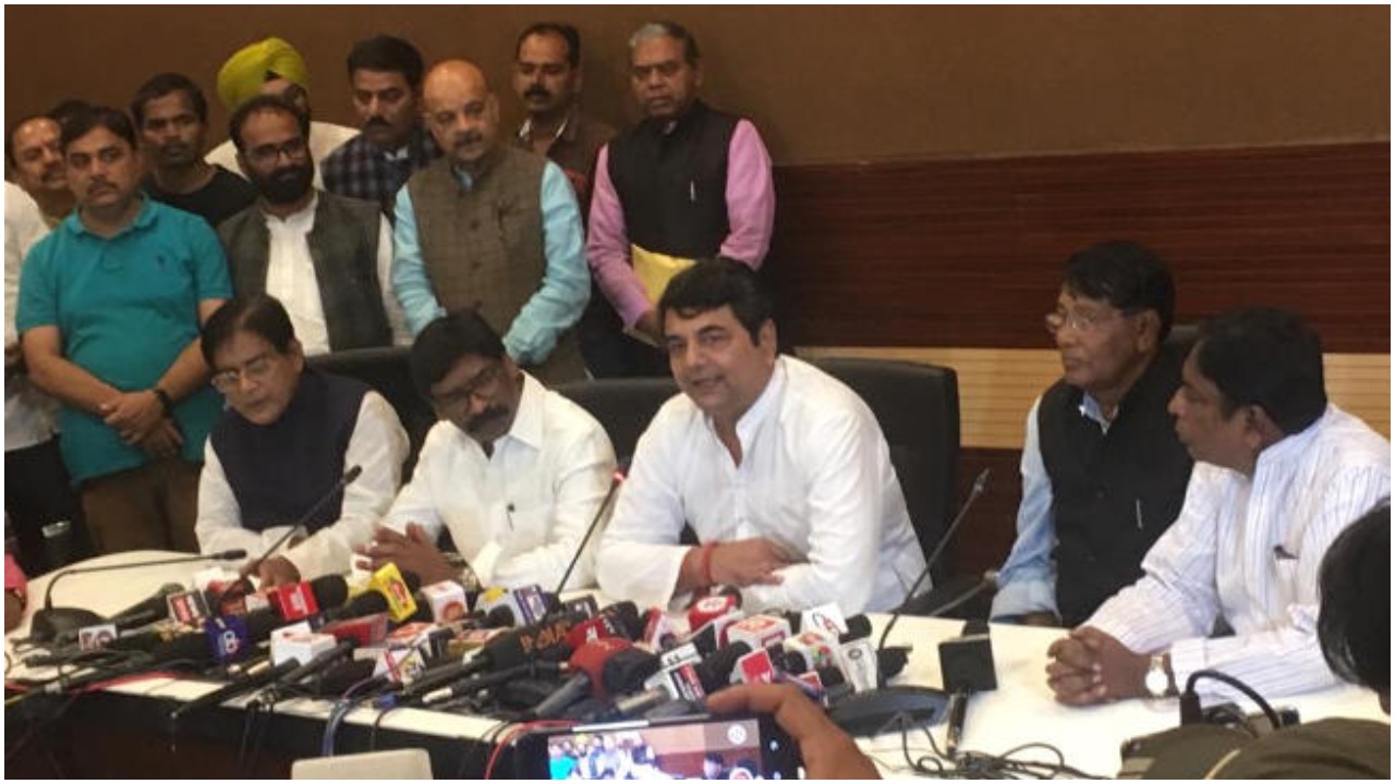 झारखंड चुनाव : विपक्षी महागठबंधन ने सीट बंटवारे की घोषणा की, सोरेन होंगे ‘चेहरा’