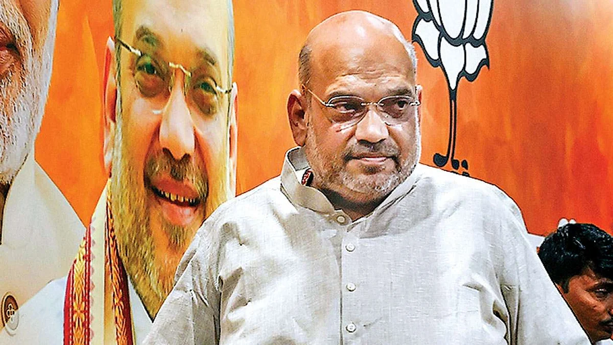 सीएम के सवाल पर शाह बोले- मैंने और PM ने पहले ही बताया था फडणवीस होंगे मुख्यमंत्री