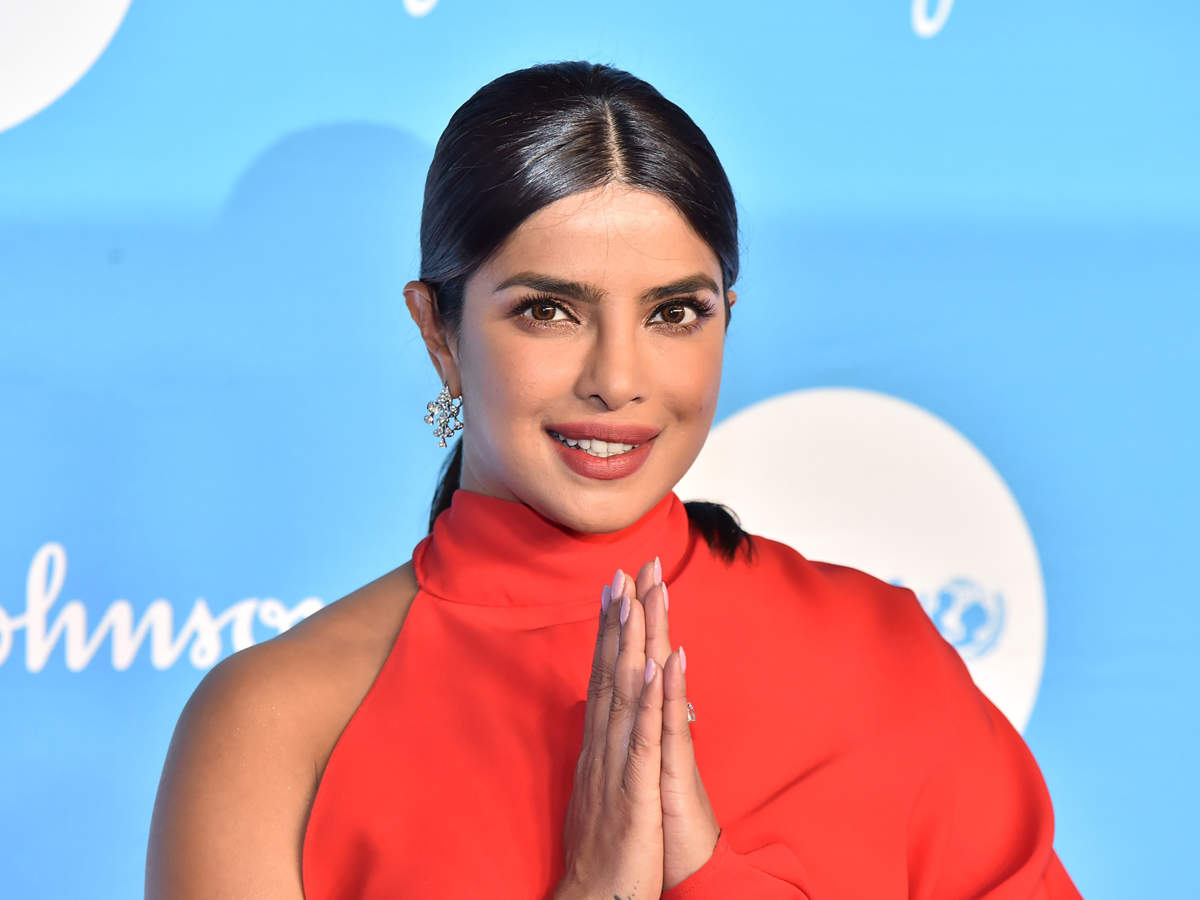 सिनेजीवन: प्रियंका चोपड़ा को यूनिसेफ से मिला सम्मान और शाहिद की फिल्म ‘जर्सी’ में नजर आएंगे पिता पंकज कपूर