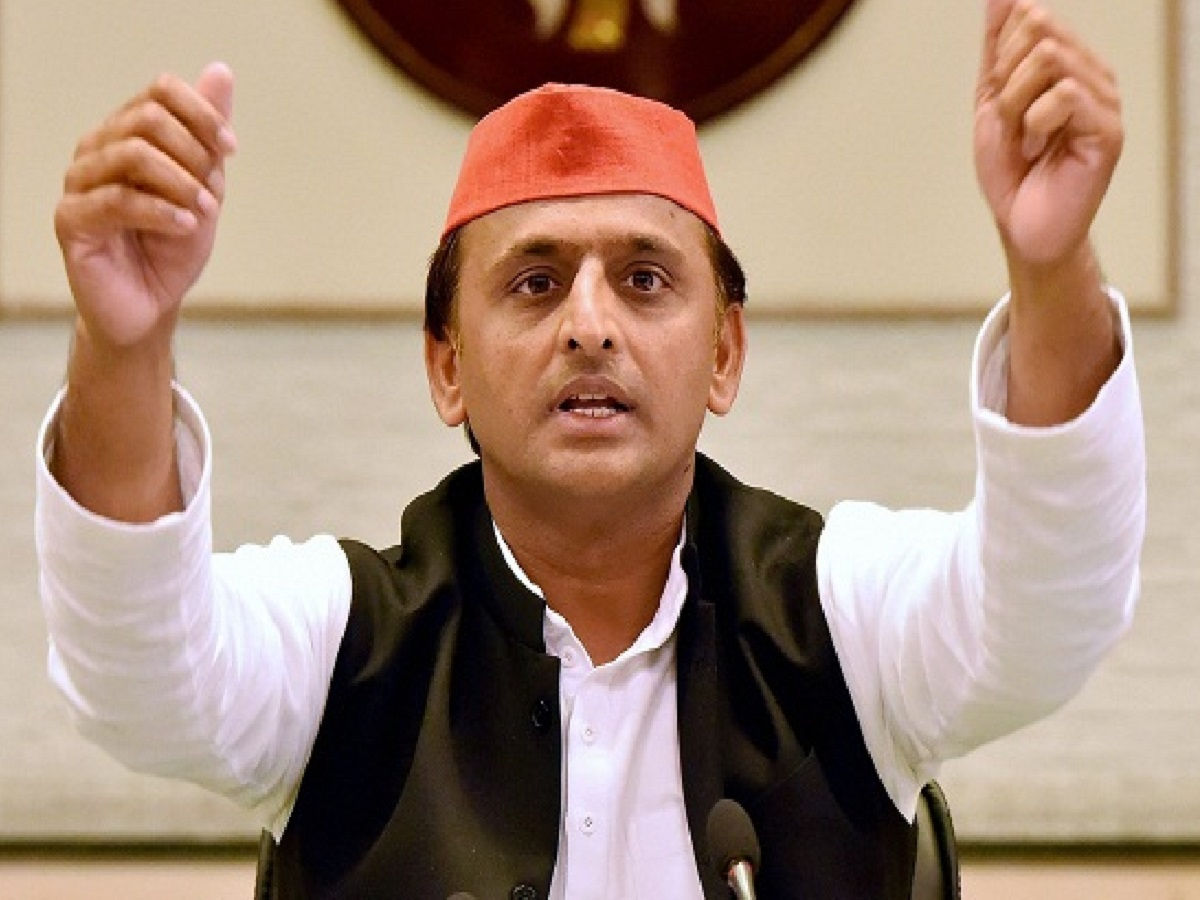 अखिलेश यादव का बीजेपी पर निशाना, कहा- सत्ता में बैठे लोग ही करा रही देश में हिंसा