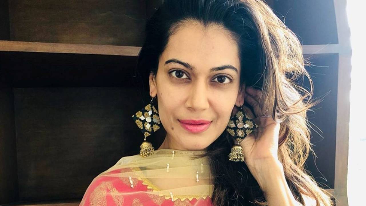 आठ दिन की न्यायिक हिरासत में पायल रोहतगी, पंडित नेहरु और मोतीलाल नेहरु पर की थी अभद्र टिप्पणी