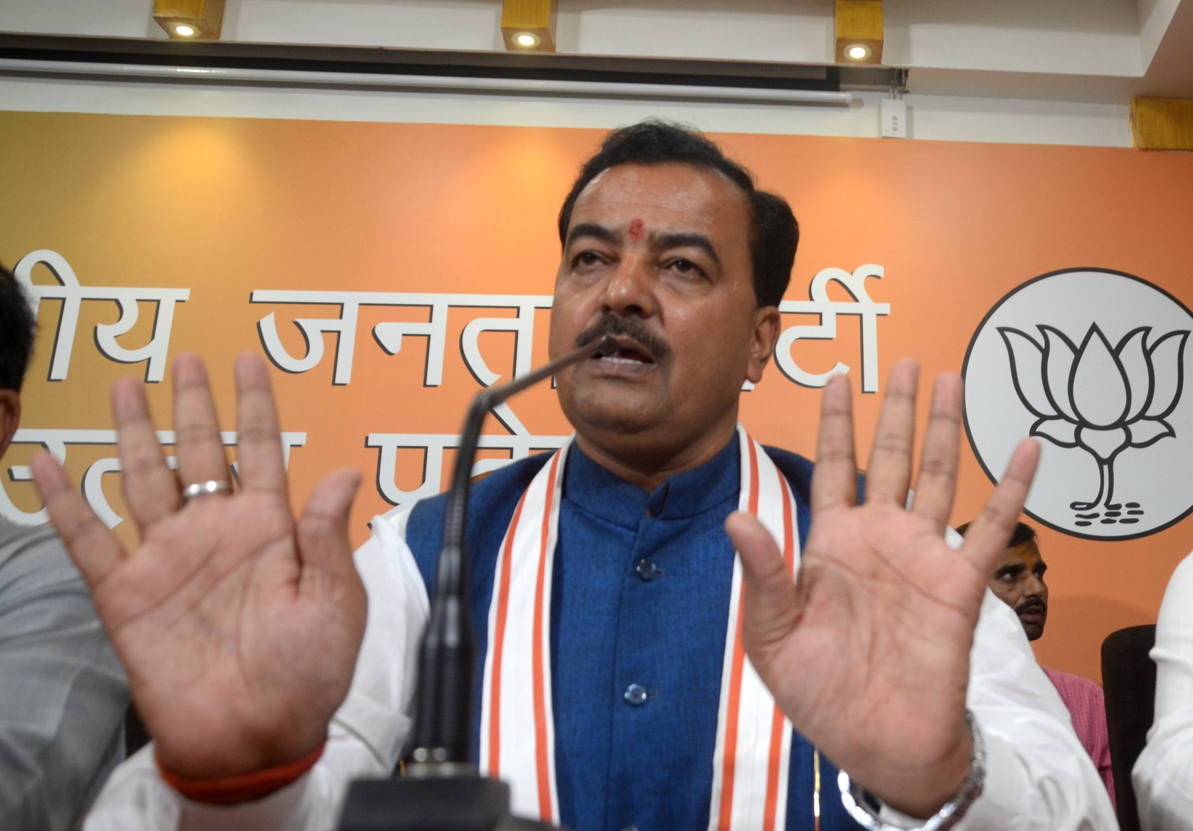 उत्तर प्रदेश: डिप्टी सीएम केशव प्रसाद मौर्य का विवादित बयान, कहा- मानसिक रोगी हैं CAA-NRC का विरोध कर रहे लोग