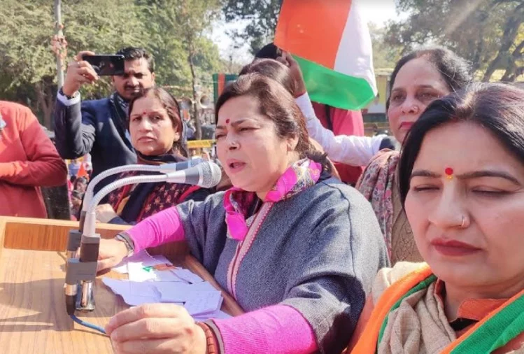 दिल्ली: बीजेपी में बढ़ी अंतर्कलह, CAA-NRC से जुड़े अपनी ही पार्टी के कार्यक्रम में नहीं पहुंचे कई बड़े नेता