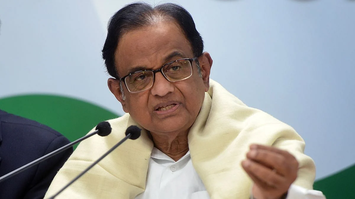 लॉकडाउन को सही कदम बताते हुए पूर्व वित्तमंत्री चिदंबरम ने PM से पूछा- आखिर वित्तीय पैकेज की घोषणा में देरी क्यों?