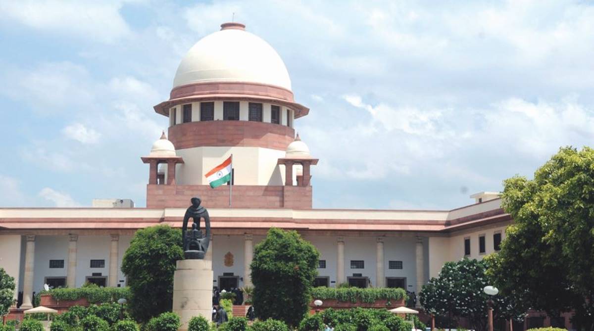कोरोना के चलते युद्ध जैसे हालात, फिर भी सरकार की आधी-अधूरी तैयारी, सु्प्रीम कोर्ट में PIL दाखिल, सोमवार को सुनवाई