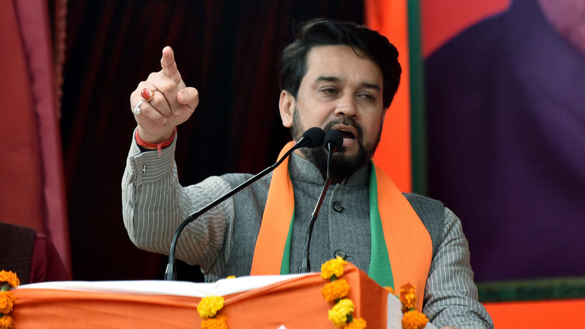 पहले ‘गोली मारो..’ का लगाया था नारा, अब मीडिया के सवाल पर भड़के अनुराग ठाकुर, कहा- ये झूठ है!