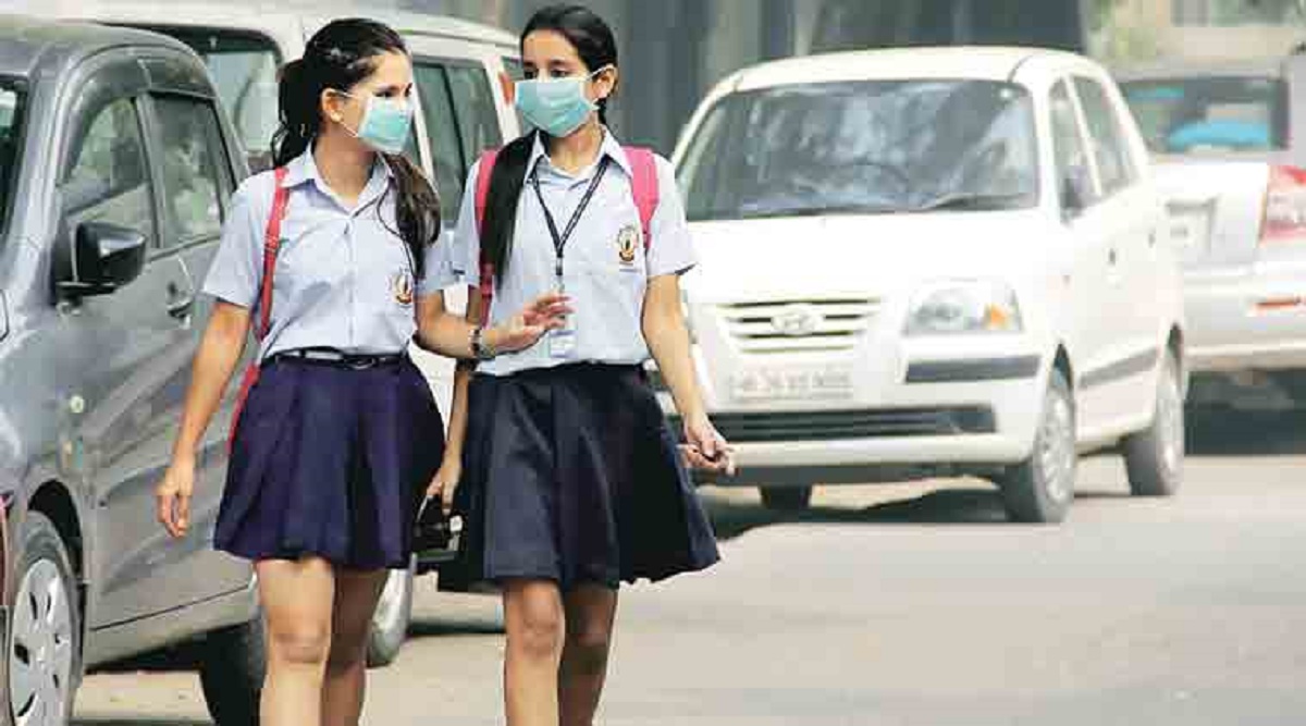 कोरोना: दिल्ली सरकार के दफ्तरों में बायोमीट्रिक एटेंडेंस पर रोक, सभी प्राइमरी स्कूल 31 मार्च तक बंद