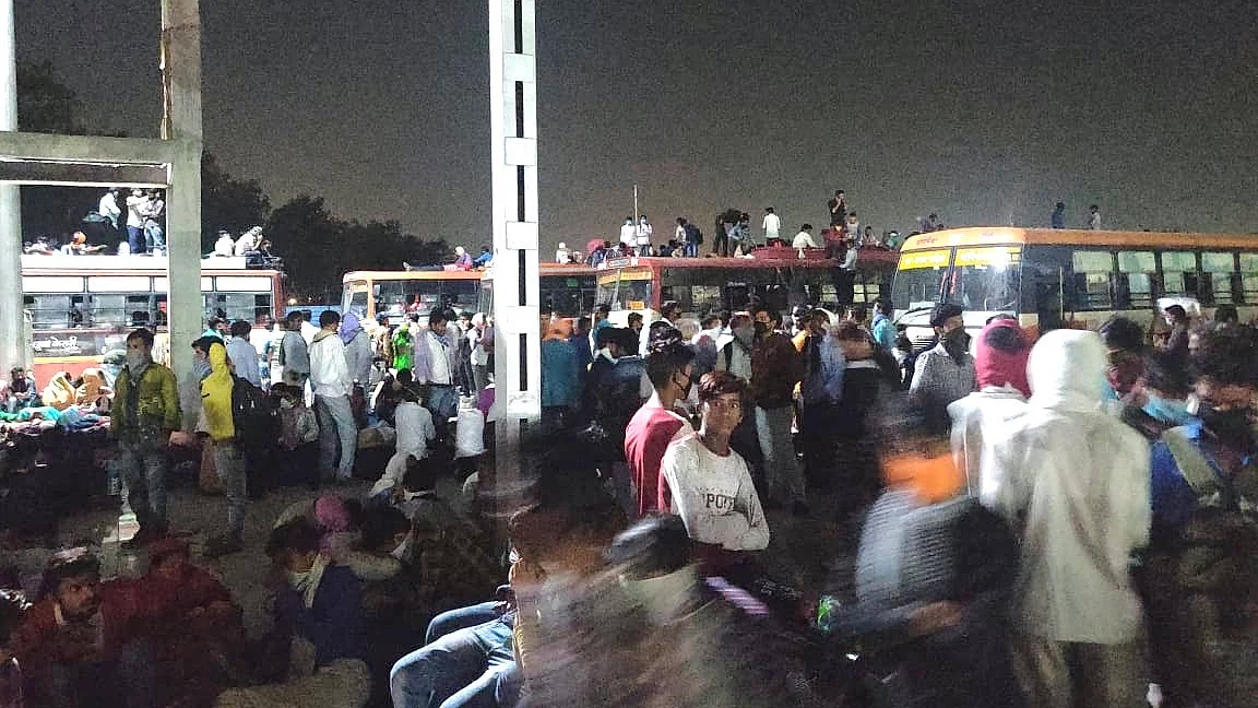 बड़ी खबर LIVE: मजदूरों के पलायन पर प्रियंका का केंद्र सरकार पर वार, कहा- प्रजा करे हाहाकार, जागो हे सरकार