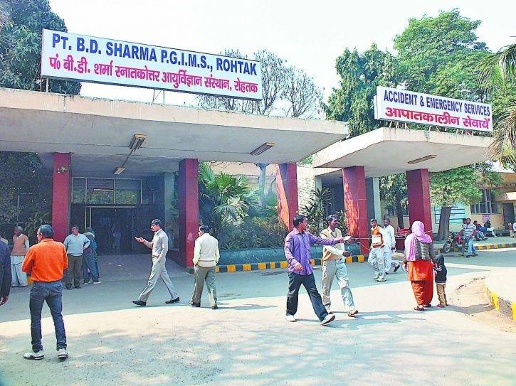 हरियाणा: डॉक्टरों-पैरामेडिकल स्टाफ के लिए सुरक्षा उपकरणों की उपलब्धता पर क्या छिपा रही है खट्टर सरकार