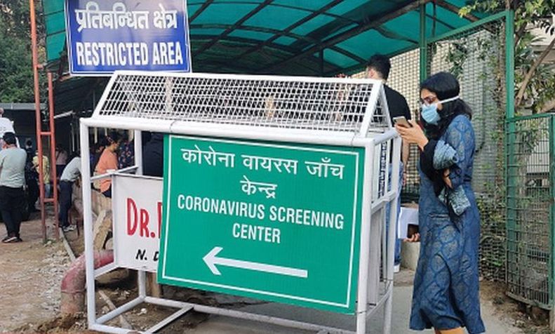 बढ़ते जा रहे हैं भारत में कोरोना के शिकार, 672 की मौत के साथ 20 हजार के पार हुआ संक्रमितों का आंकड़ा