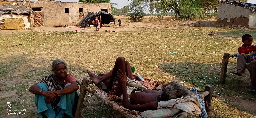 सुखे से अभिशप्त बुंदेलखंड पर इस बार कोरोना और छुआछूत की भी मार, गांव लौटे लोग संदेह का शिकार