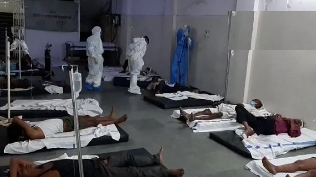 लॉकडाउन में अपने घर लौट रहे मजदूरों के साथ फिर दर्दनाक हादसा, मध्य प्रदेश में ट्रक पलटने से 5 की मौत, 11 घायल