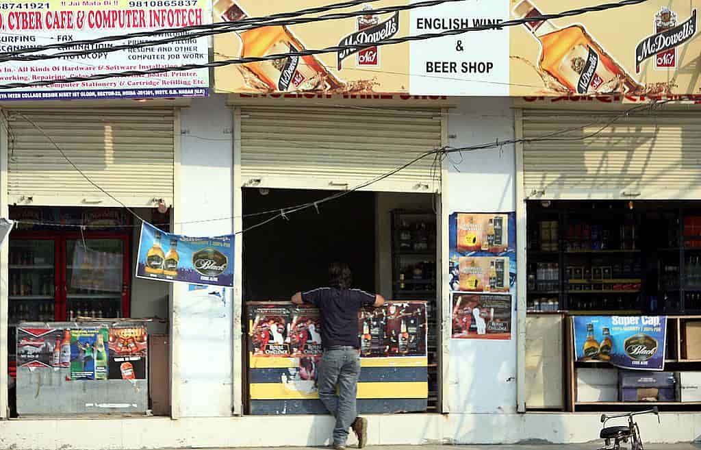 रेड जोन के हॉटस्पॉट को छोड़कर यूपी ...