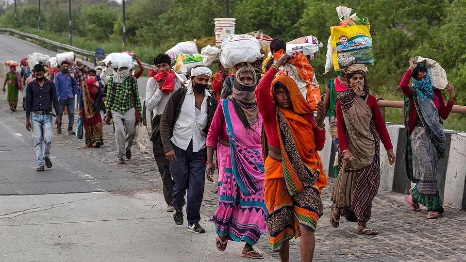 खरी-खरीः ‘कहूं किस से मैं कि क्या है, गमे गुरबत बुरी बला है’