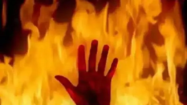 कोरोना का खौफ: बिहार के मुजफ्फरपुर में क्वारंटाइन केंद्र में प्रवासी मजदूर ने खुद को लगाई आग, मुंबई से लौटा था युवक
