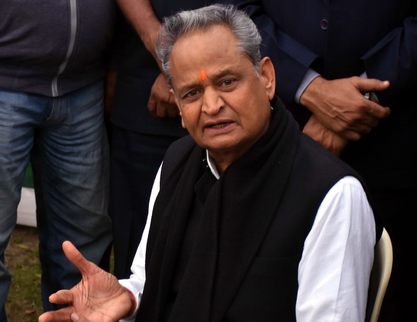 कोरोना को लेकर हाई अलर्ट पर राजस्थान सरकार, एयरपोर्ट पर सुविधाजनक स्क्रीनिंग और टेस्टिंग की व्यवस्था