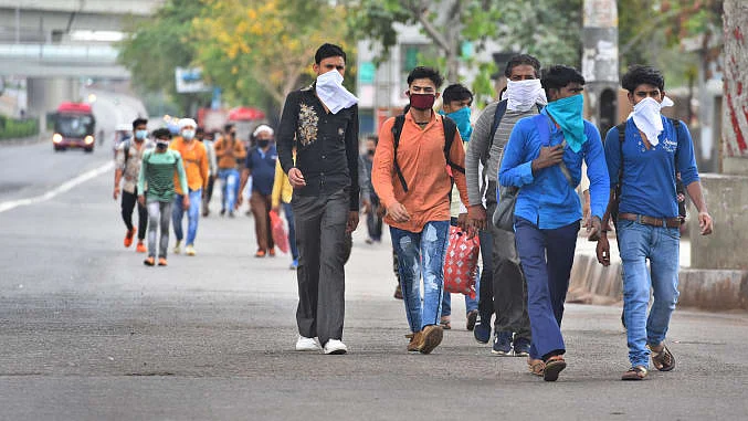 लॉकडाउन की मार, अच्छी सैलरी वाले शिक्षित युवा मनरेगा में खोज रहे काम