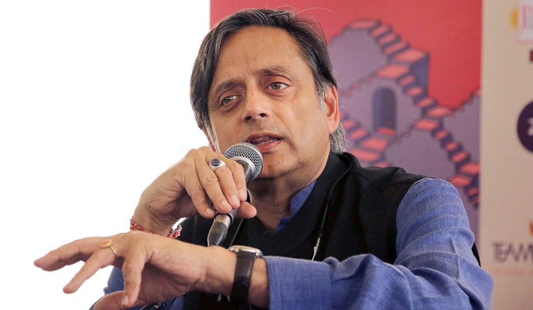 लॉकडाउन में मोदी सरकार के अध्यादेशों पर कांग्रेस ने उठाए सवाल, उठाई वर्चुअल संसद सत्र बुलाने की मांग