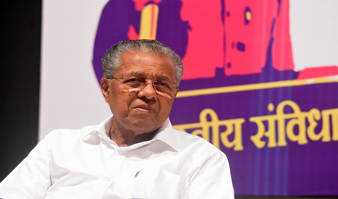 केरल में विदेश से लौटने वालों को पीपीई किट पहनना होगा, कांग्रेस ने विजयन सरकार से की उपलब्ध कराने की मांग