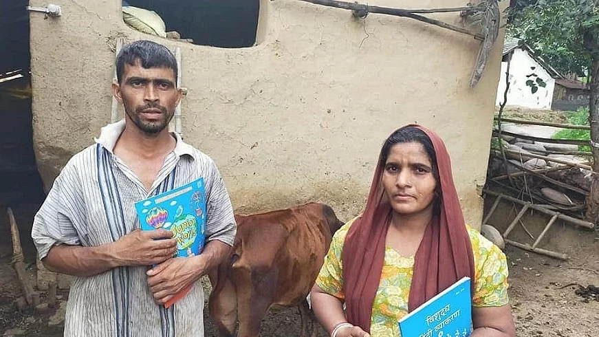 हिमाचल में मां-बाप ने स्मार्टफोन के लिए बेची गाय, बच्चों की ऑनलाइन पढ़ाई पर कमाई का जरिया कुर्बान