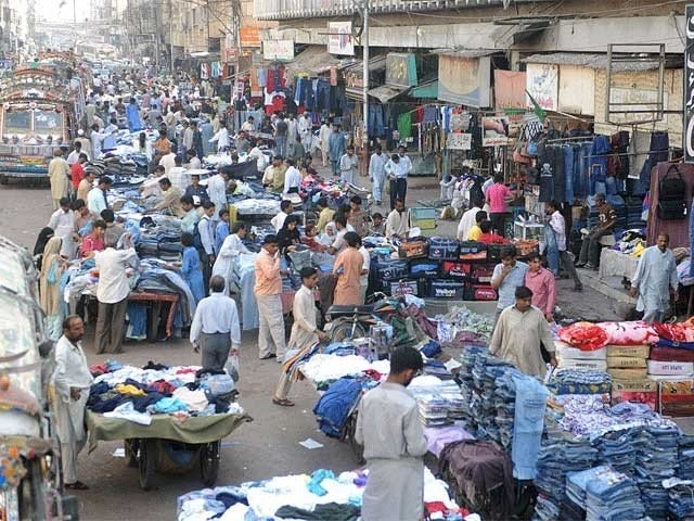 दुनिया की 5 बड़ी खबरें: महंगाई से पाकिस्तान का बुरा हाल और जर्मनी ने 'मुश्किल समय' में ईयू की अध्यक्षता संभाली