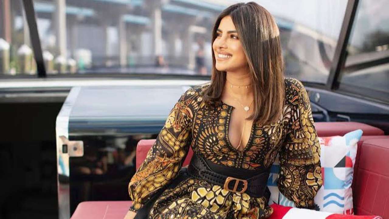 सिनेजीवन: इंस्टा की रिच लिस्ट में शामिल हुईं प्रियंका, एक पोस्ट के मिलते हैं इतने करोड़ और जल्द रिलीज होगी 'प्रभास 20'