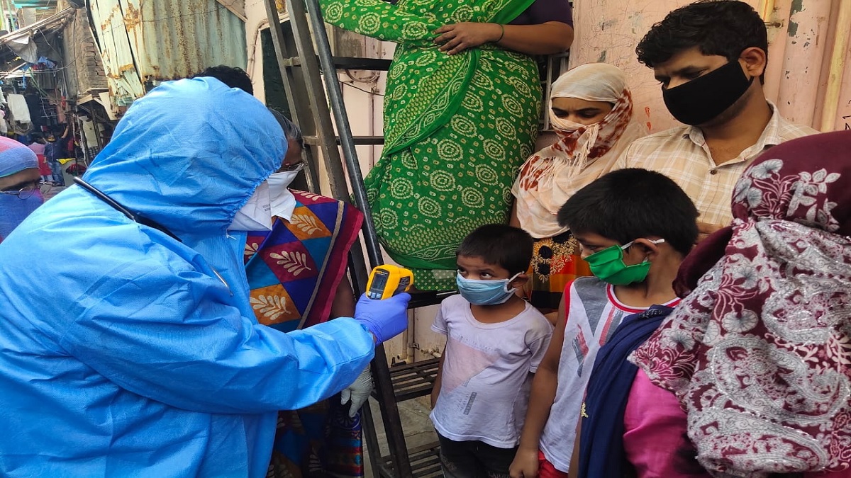 कोरोना को लेकर बड़ा खुलासा, देश में अप्रैल से ही हो रहा वायरस का कम्युनिटी ट्रांसमिशन, लेकिन मोदी सरकार कर रही इनकार!
