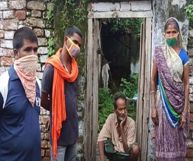 कोरोना की वजह से 20 साल बाद पत्नी और बच्चे से मिला झारखंड का यह शख्स, जानें पूरा मामला