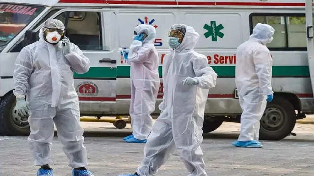 देश में 24 घंटे में फिर कोरोना के 60 हजार से ज्यादा नए केस, 836 लोगों की मौत, कुल संक्रमित 31 लाख के पार