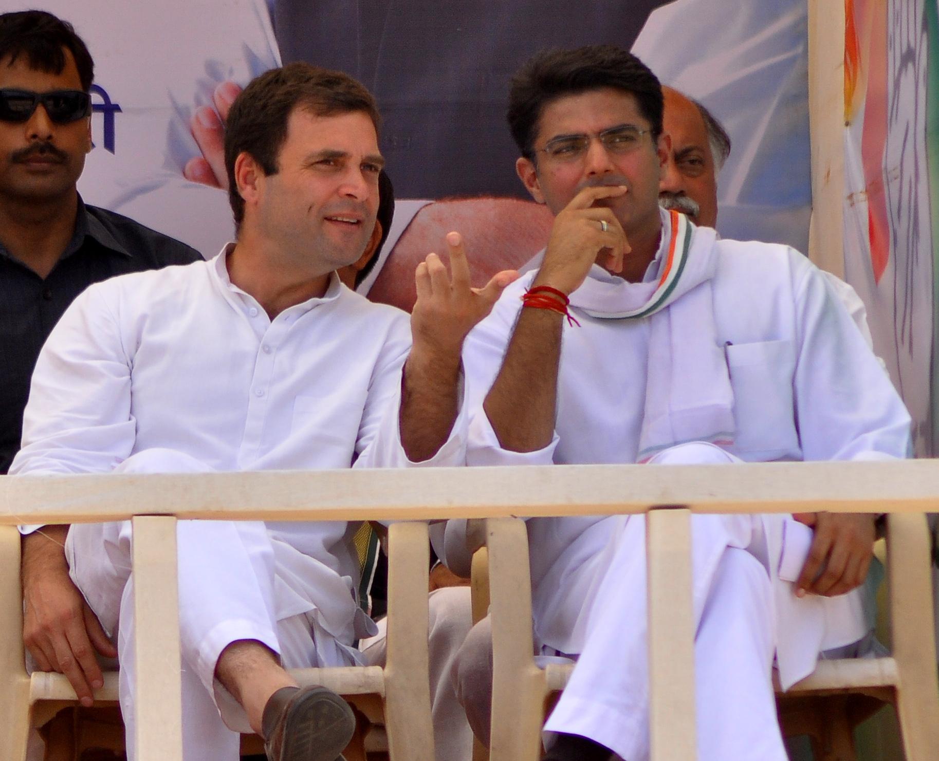 सचिन पायलट के कांग्रेस में वापसी के आसार, दिल्ली में राहुल गांधी से की मुलाकात, 3 सदस्यीय कमेटी करेगी शिकायतों पर विचार